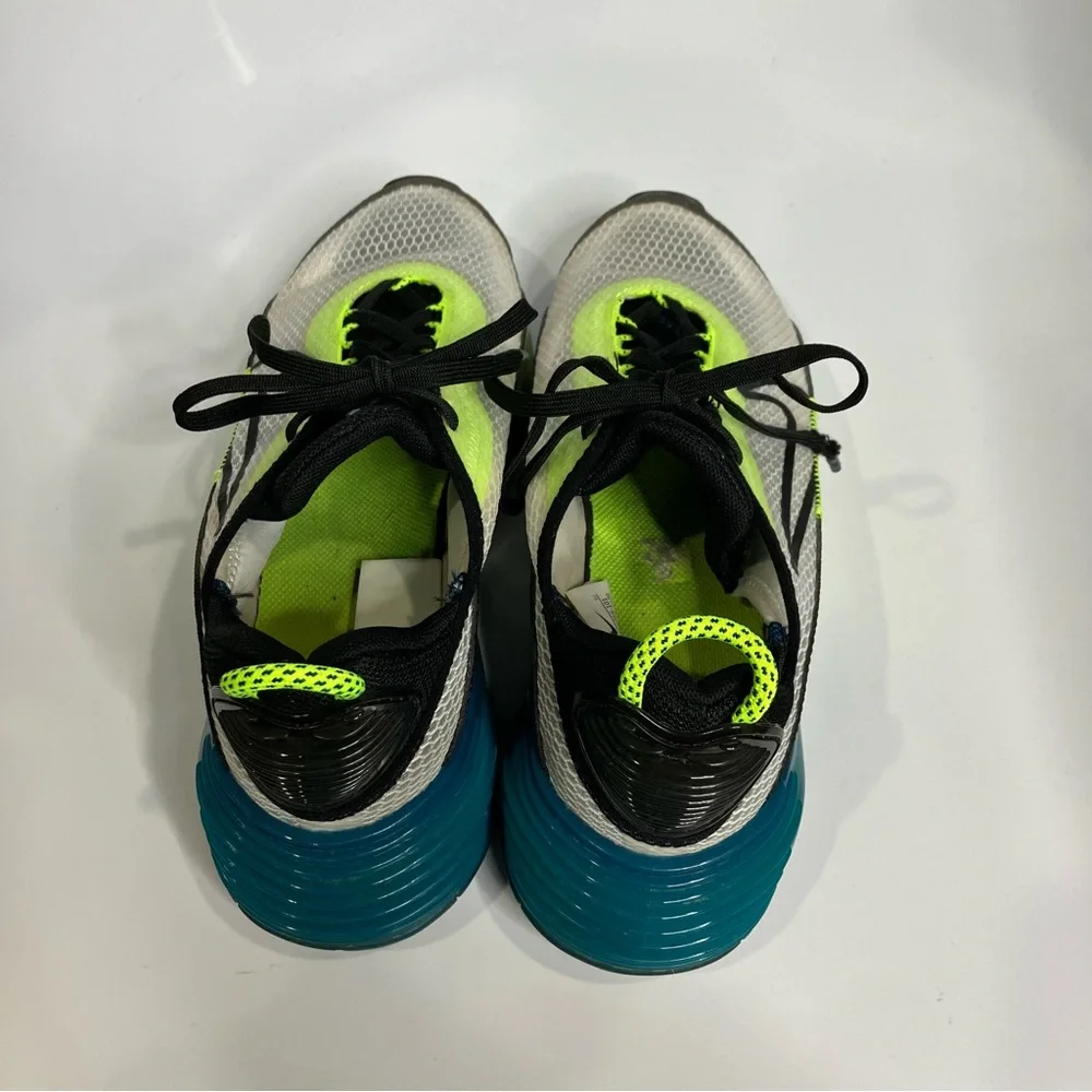 Nike Air Max‎ volt sneakers size 5 youth athletic activewear casual school shoes